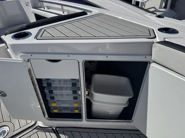 Slide: The Image of Yamaha 252 FSH Sport 2025 - 14