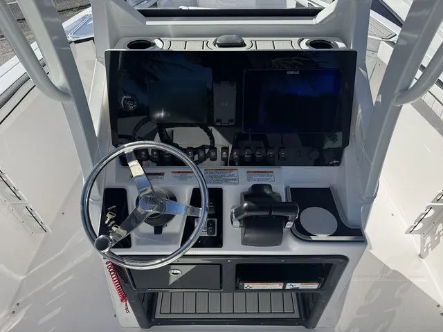 Slide: The Image of Yamaha 252 FSH Sport 2025 - 5