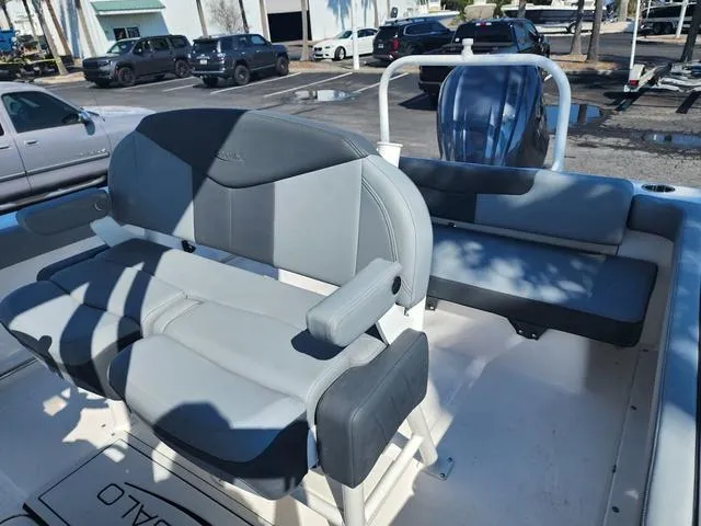 Slide: The Image of Robalo R222 Explorer 2025 - 18