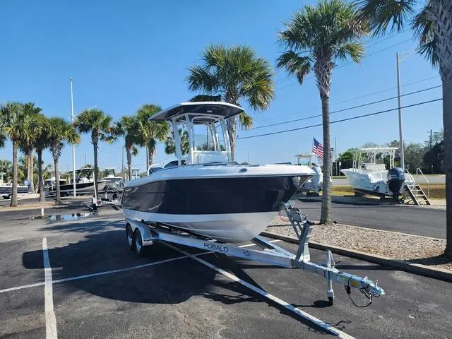 Slide: The Image of Robalo R222 Explorer 2025 - 6