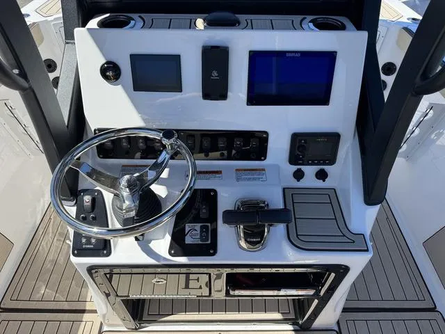 Slide: The Image of Yamaha 222 FSH Sport E 2025 - 6