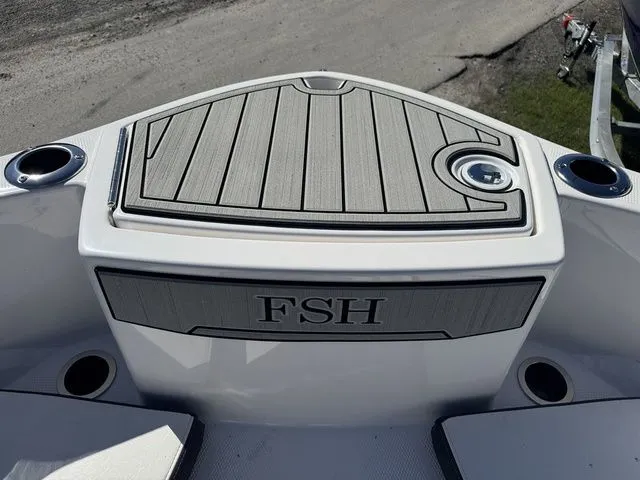 Slide: The Image of Yamaha 252 FSH Sport 2025 - 10