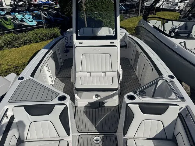 Slide: The Image of Yamaha 252 FSH Sport 2025 - 12