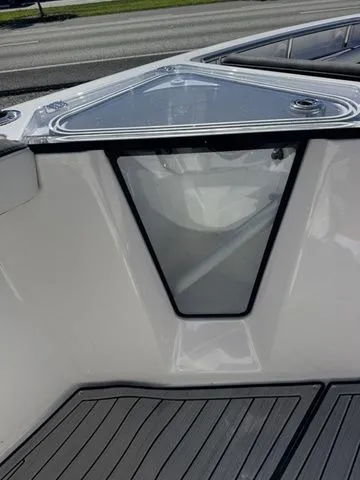 Slide: The Image of Yamaha 252 FSH Sport 2025 - 13