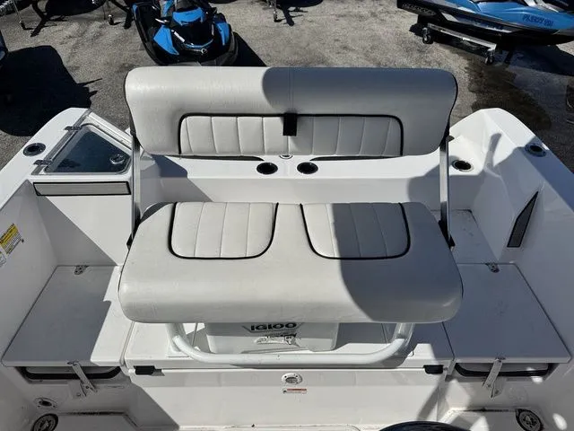 Slide: The Image of Yamaha 222 FSH Sport 2025 - 15