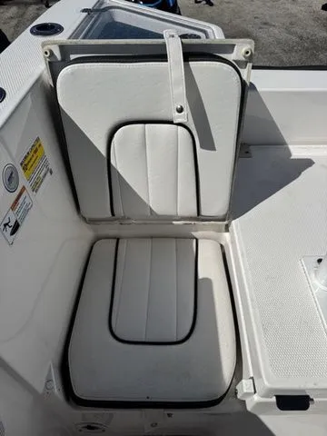 Slide: The Image of Yamaha 222 FSH Sport 2025 - 16