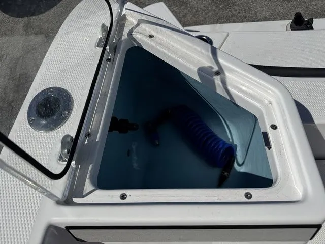 Slide: The Image of Yamaha 222 FSH Sport 2025 - 17