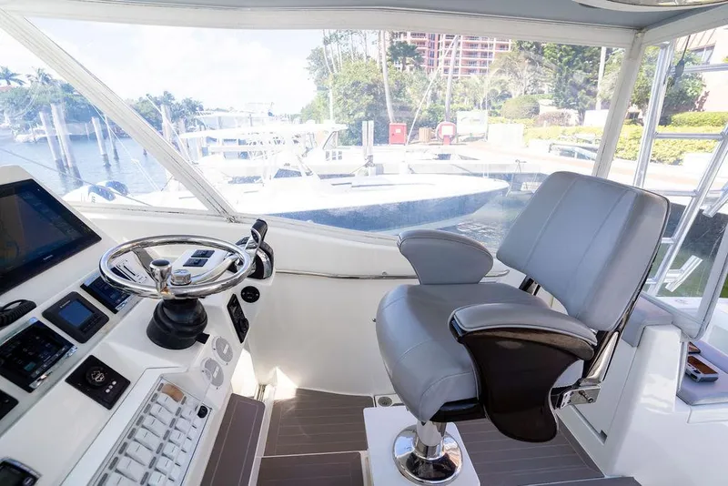 Slide: The Image of SeaVee 430 Fisharound 2016 - 55