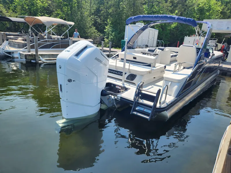 Slide: The Image of Bennington 28QXSBAX1SR 2025 - 17