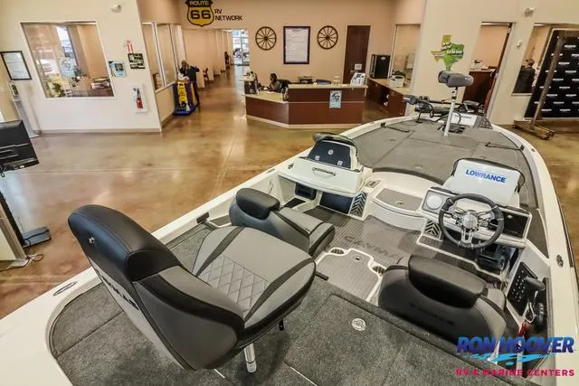 Slide: The Image of Caymas CX 21 PRO 2025 - 12