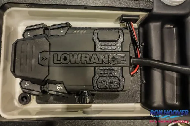 Slide: The Image of Caymas CX 21 PRO 2025 - 14