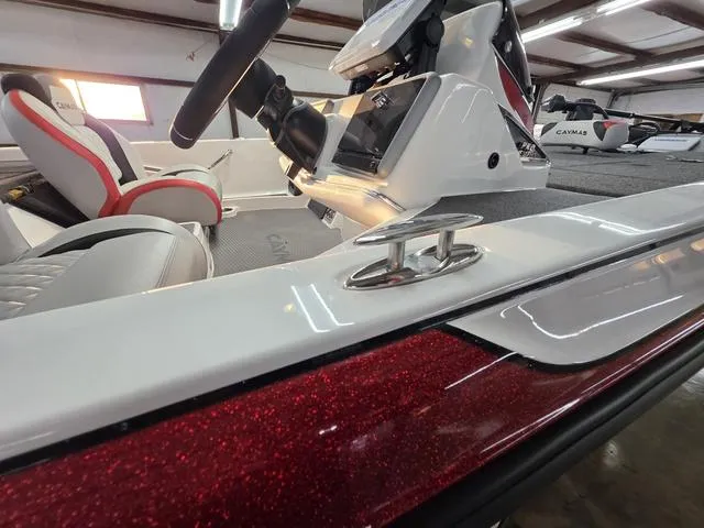 Slide: The Image of Caymas CX 20 PRO 2025 - 26