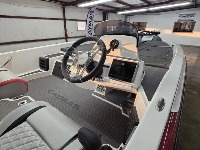 Slide: The Image of Caymas CX 20 PRO 2025 - 6