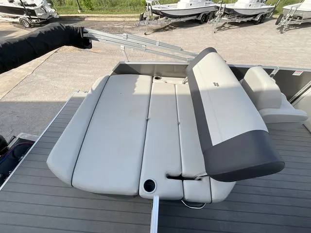 Slide: The Image of Starcraft EX 20 Q DH 2025 - 11