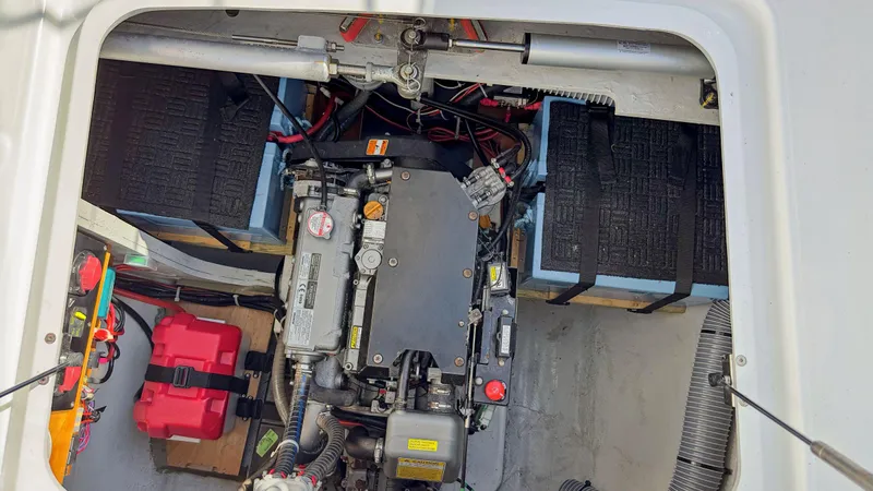 Slide: The Image of Lagoon 42 2019 - 105