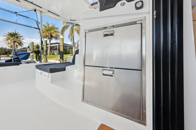 Slide: The Image of Lagoon 42 2019 - 51