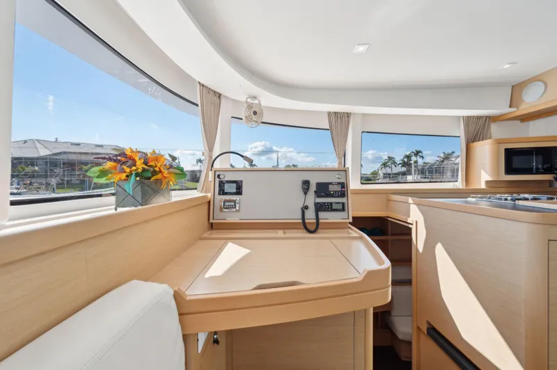 Slide: The Image of Lagoon 42 2019 - 64