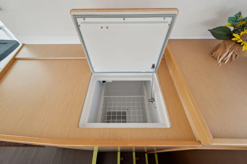 Slide: The Image of Lagoon 42 2019 - 67