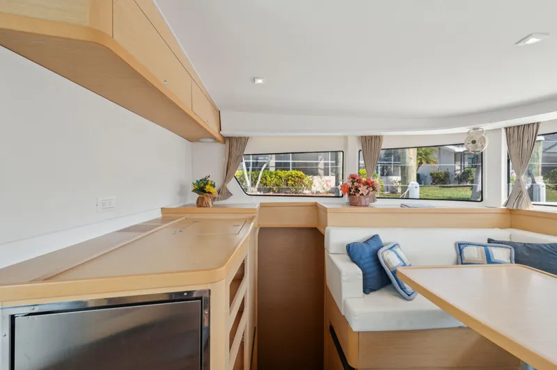 Slide: The Image of Lagoon 42 2019 - 68