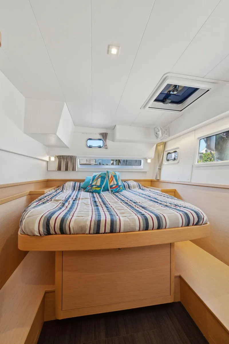 Slide: The Image of Lagoon 42 2019 - 74