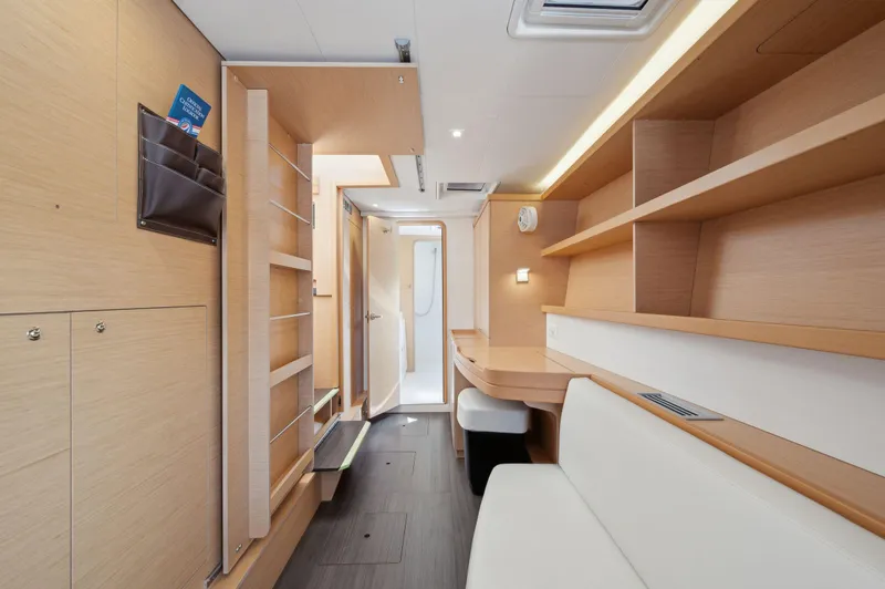 Slide: The Image of Lagoon 42 2019 - 84