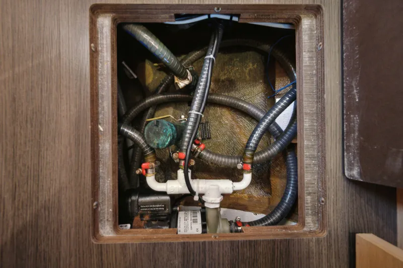 Slide: The Image of Lagoon 42 2019 - 91