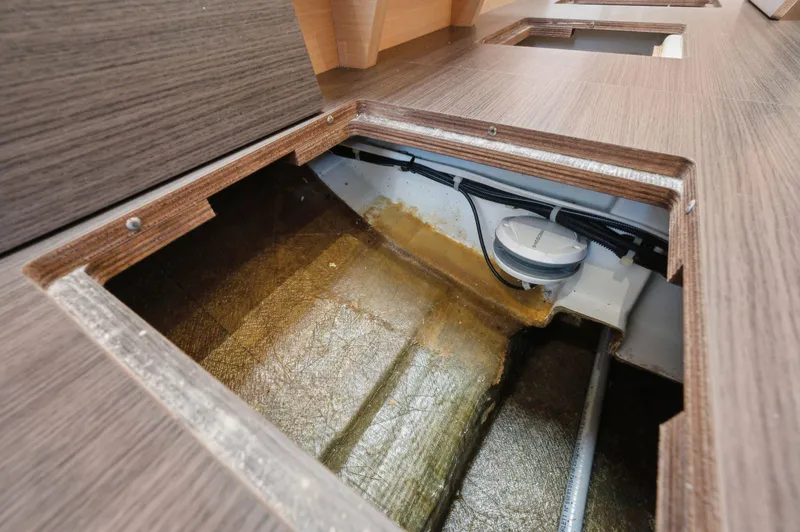 Slide: The Image of Lagoon 42 2019 - 94