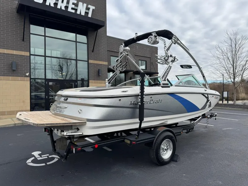 Slide: The Image of MasterCraft X2 2011 - 3