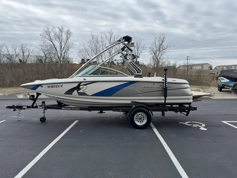 Slide: The Image of MasterCraft X2 2011 - 6