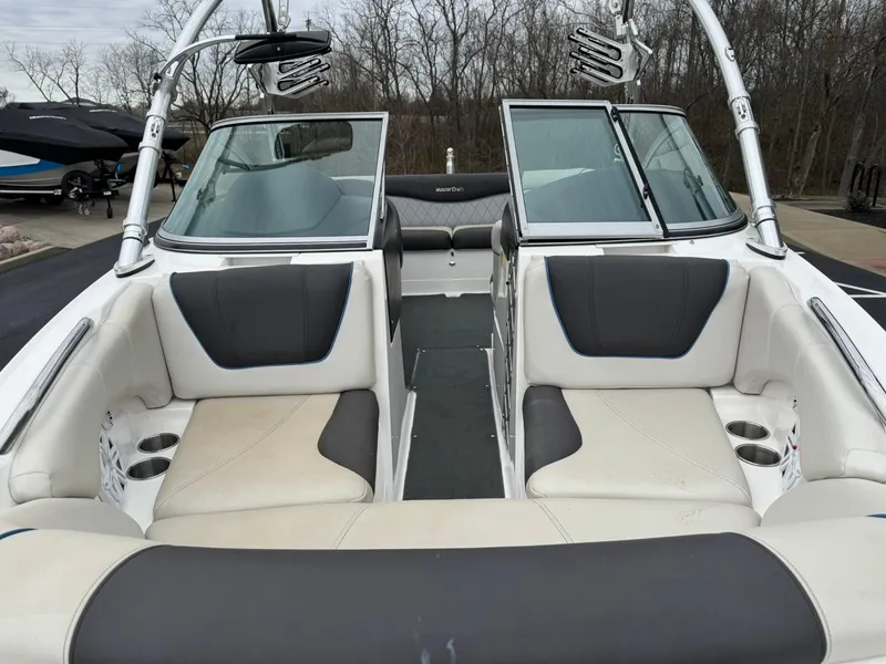 Slide: The Image of MasterCraft X2 2011 - 7