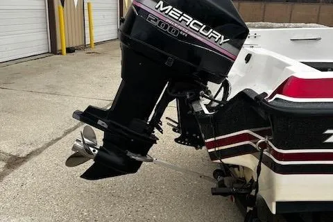 Slide: The Image of 2001 Bass Tracker TARGA 1900 boat with Mercury 200 outboard motor. - 3