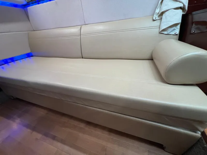 Slide: The Image of Sea Ray 450 Sundancer 2011 - 50