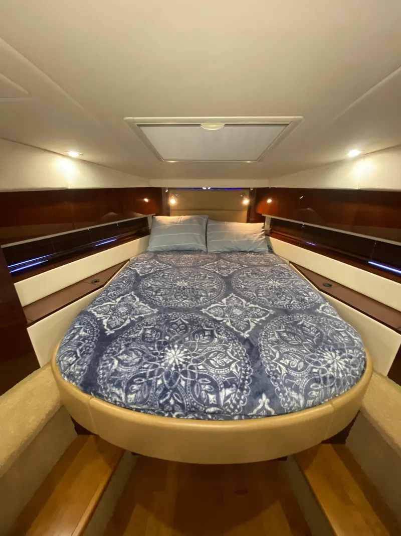 Slide: The Image of Sea Ray 450 Sundancer 2011 - 53