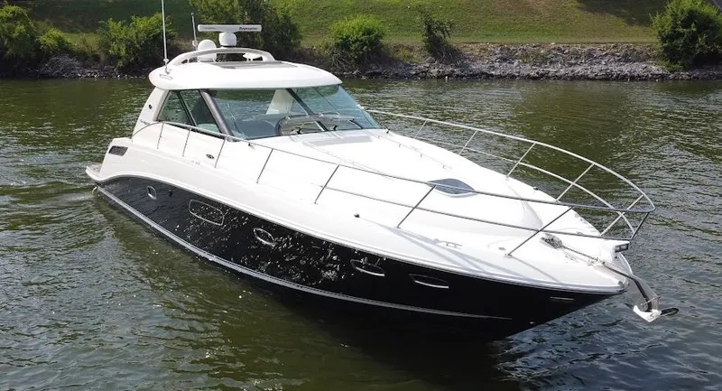 Slide: The Image of Sea Ray 450 Sundancer 2011 - 6