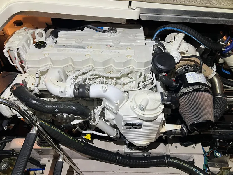 Slide: The Image of Sea Ray 450 Sundancer 2011 - 61