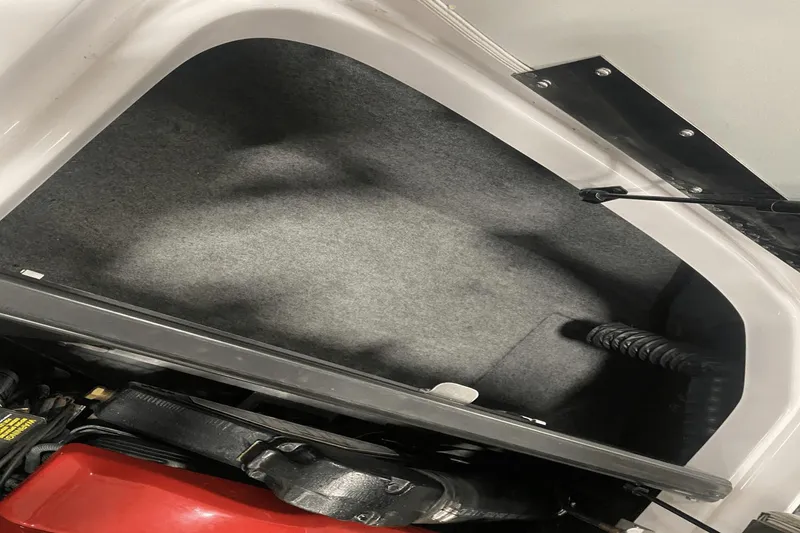 Slide: The Image of Nautique SV211 2006 - 24