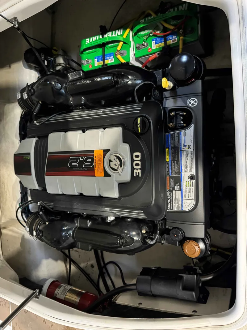 Slide: The Image of Chaparral 224 Sunesta 2018 - 11