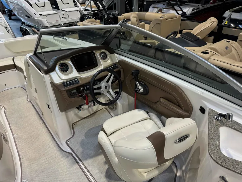 Slide: The Image of Chaparral 224 Sunesta 2018 - 8