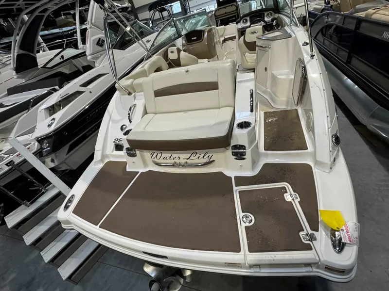 Chaparral Boats Inc 224 Sunesta 2018 - Marine Source