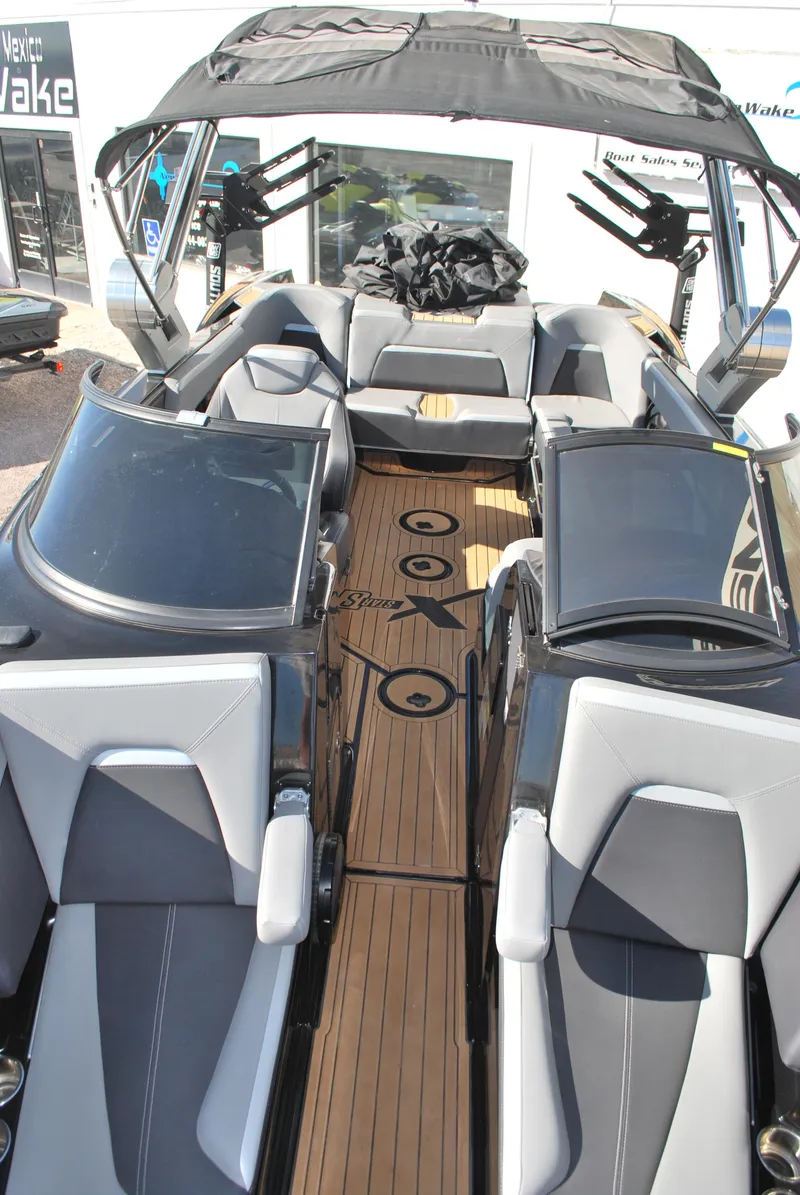 Slide: The Image of MasterCraft XStar S 2023 - 6
