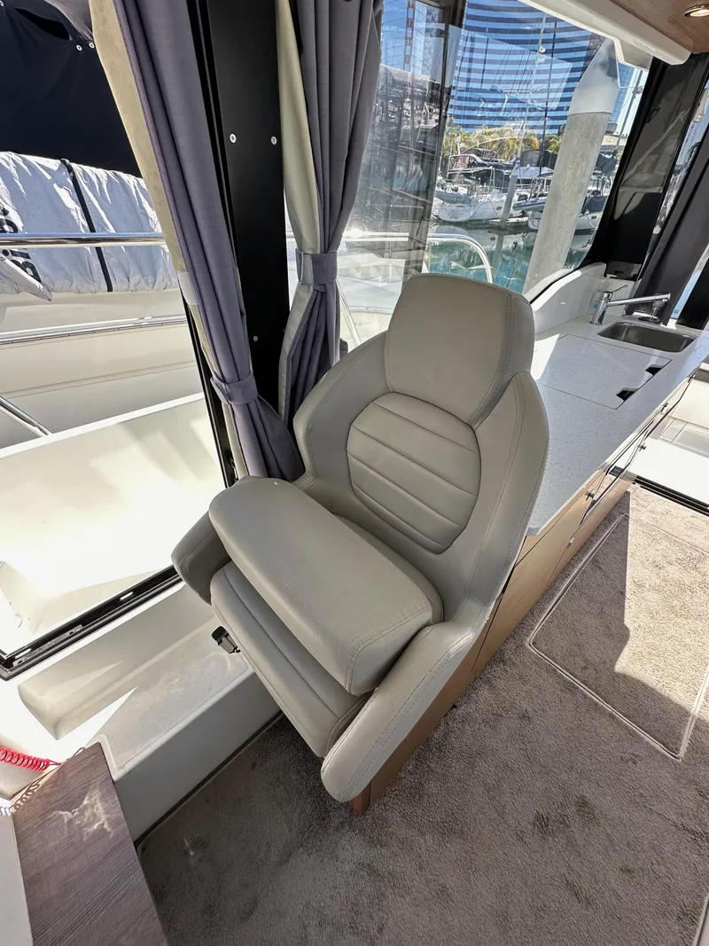 Slide: The Image of Jeanneau NC 1095 Fly 2021 - 58