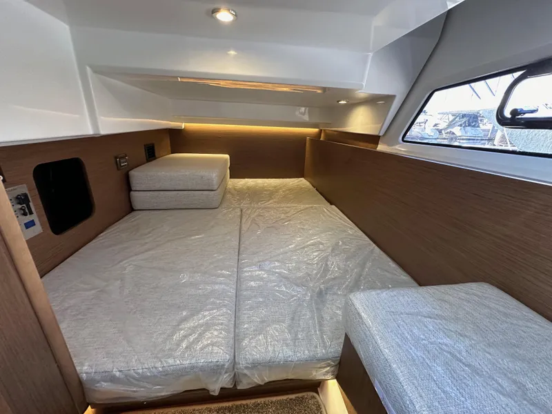 Slide: The Image of Jeanneau NC 1095 Fly 2021 - 62