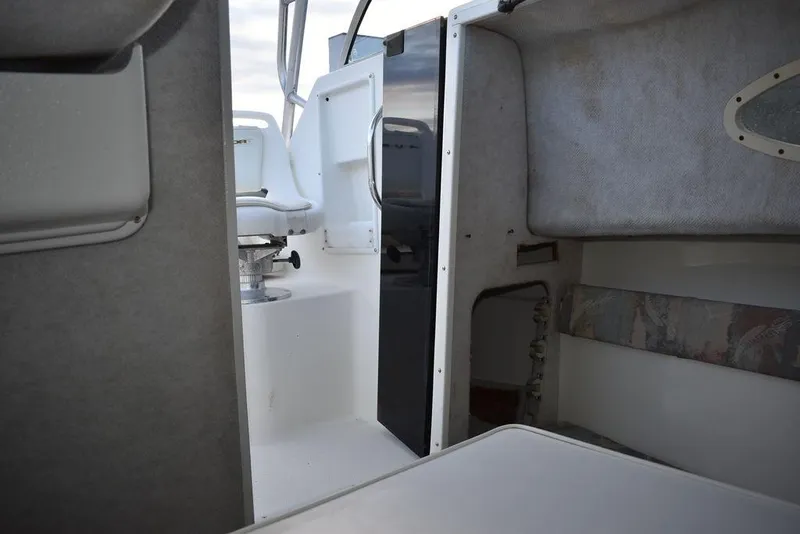 Slide: The Image of Aquasport 215 Explorer Walk-around 2001 - 50