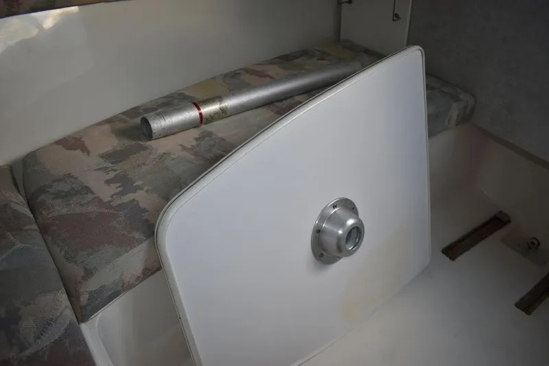 Slide: The Image of Aquasport 215 Explorer Walk-around 2001 - 51