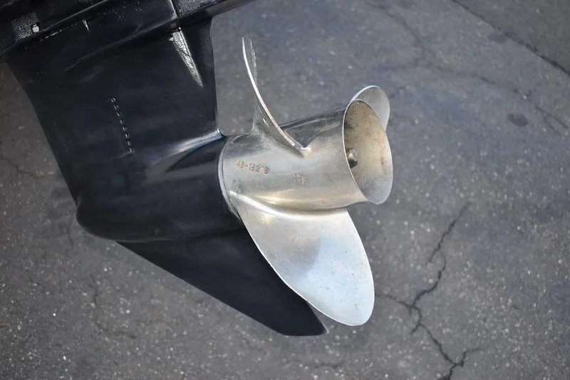 Slide: The Image of Aquasport 215 Explorer Walk-around 2001 - 57