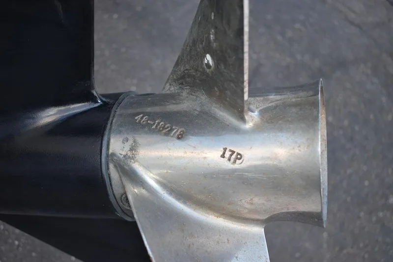 Slide: The Image of Aquasport 215 Explorer Walk-around 2001 - 59