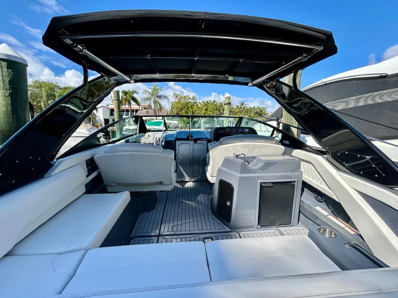 Slide: The Image of 2021 Cruisers Yachts 338 South Beach Edition Bow Rider with spacious seating and sleek design. - 33