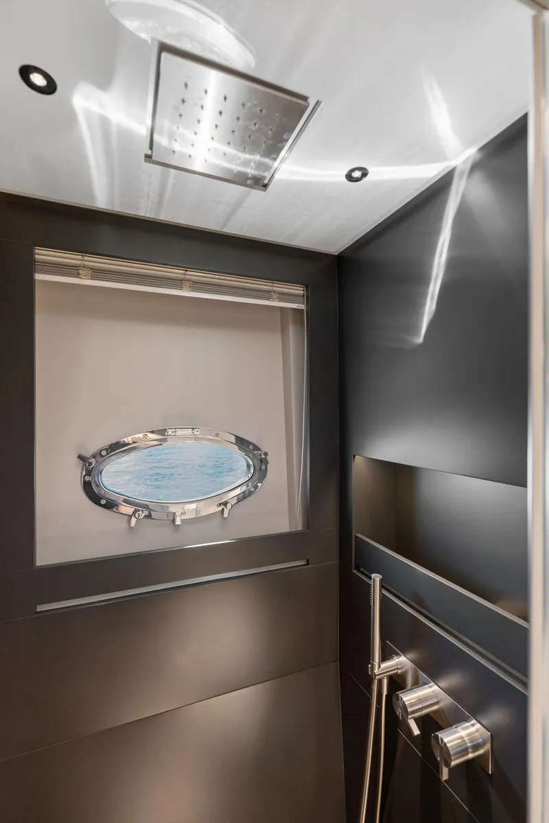 Slide: The Image of Pershing GTX116 2023 - 102