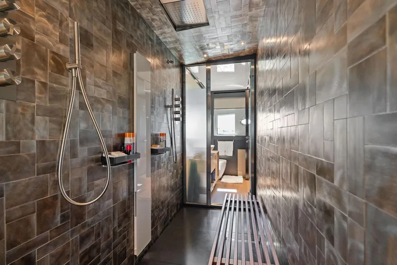 Slide: The Image of Pershing GTX116 2023 - 79