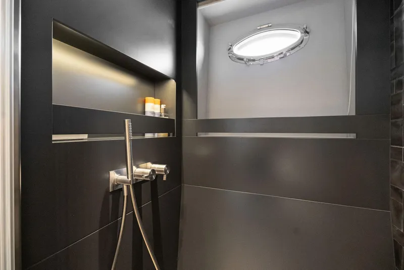 Slide: The Image of Pershing GTX116 2023 - 87